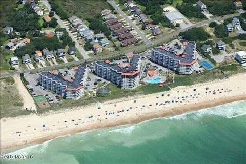 A home in North Topsail Beach