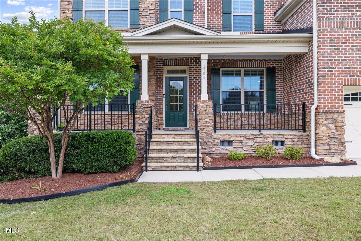 1704 Fawn Chase Court