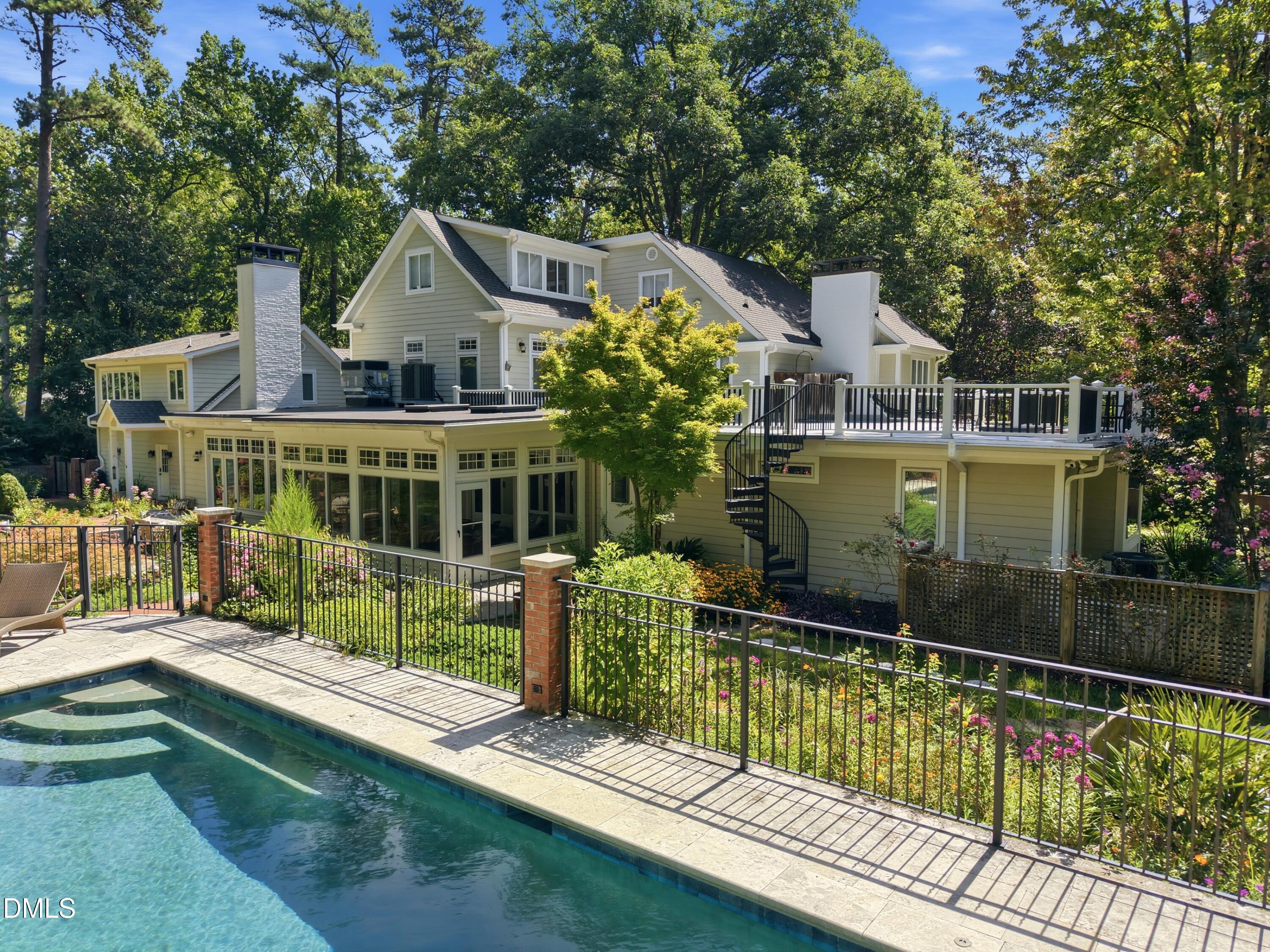 908 Greenwood Road