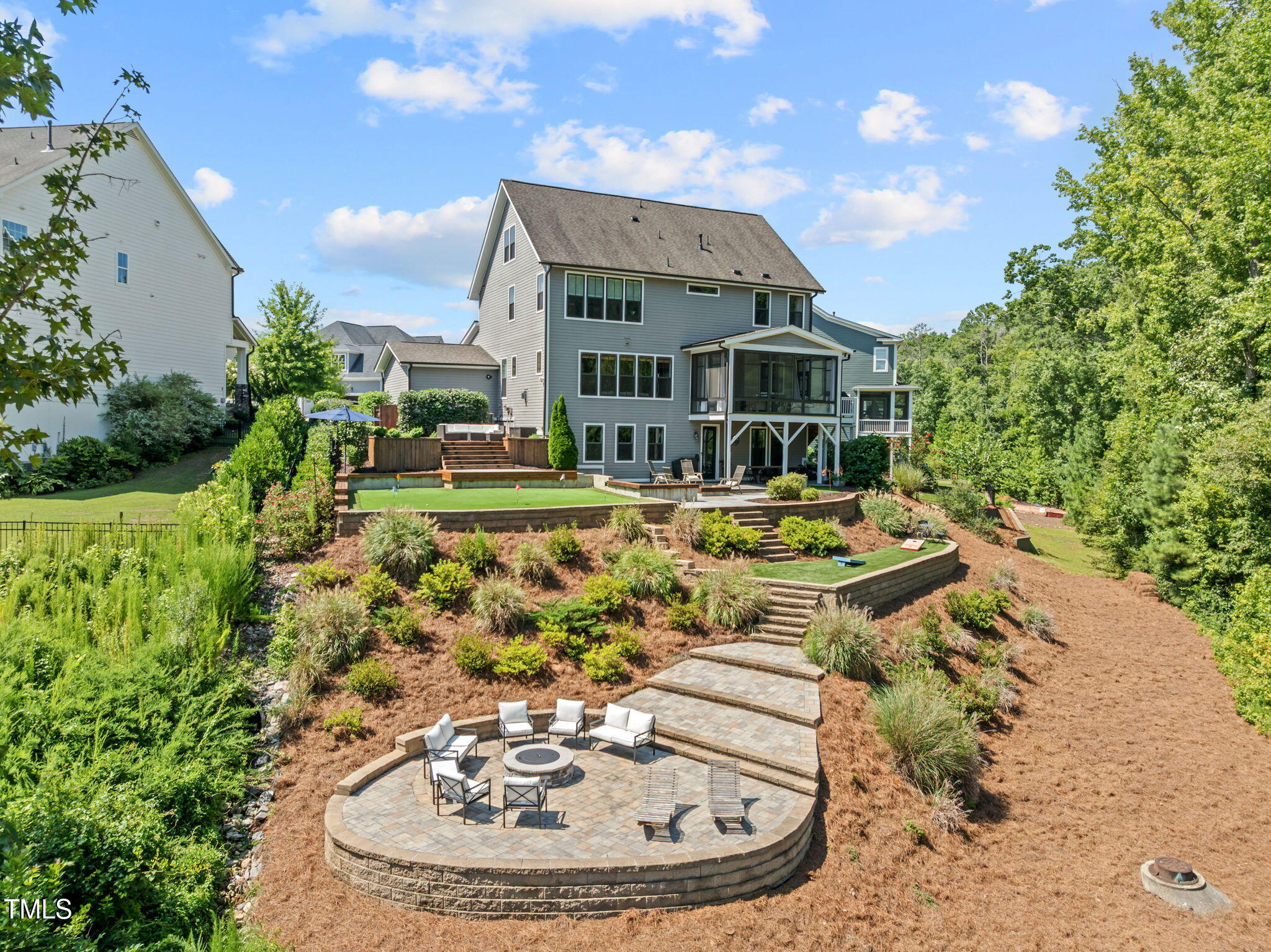 817 Rambling Oaks Lane