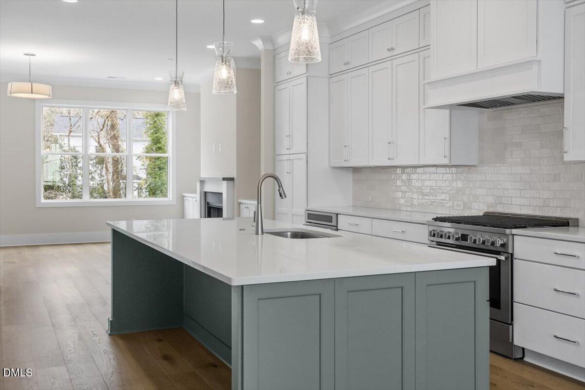 810 Maple Berry Lane 105