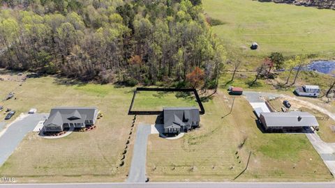 listing image 44