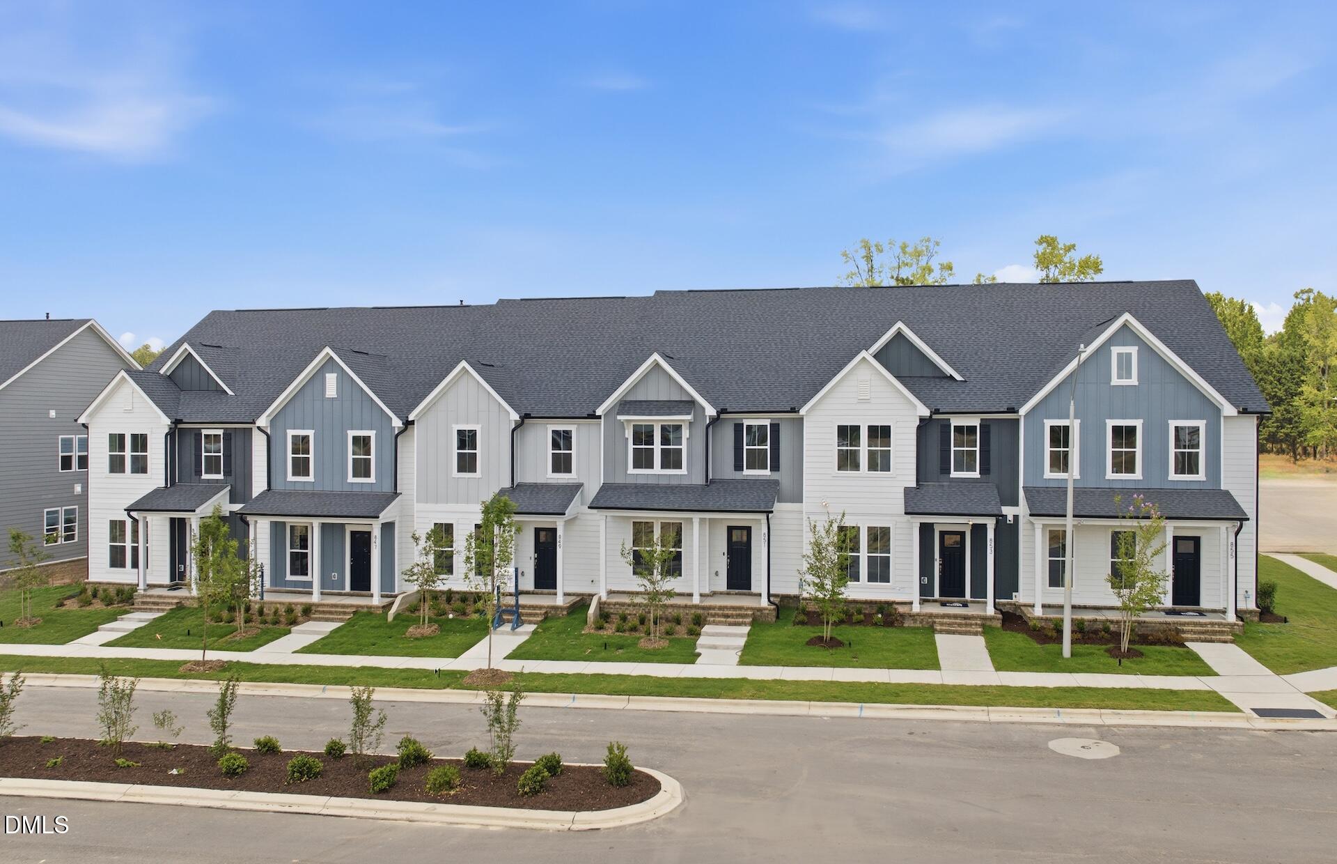 835 Weavers Abbey Place