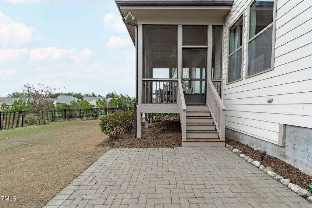 listing image 53