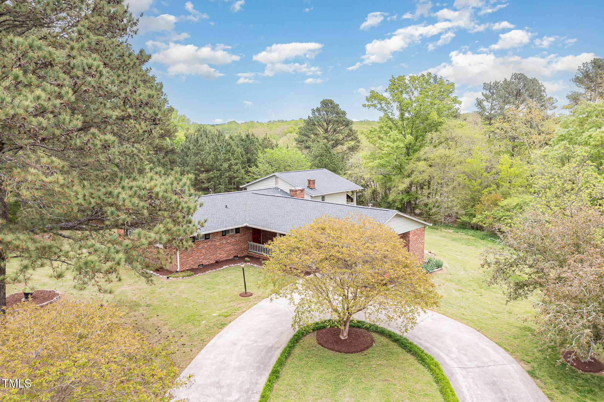 1750 Spring Valley Lake Road