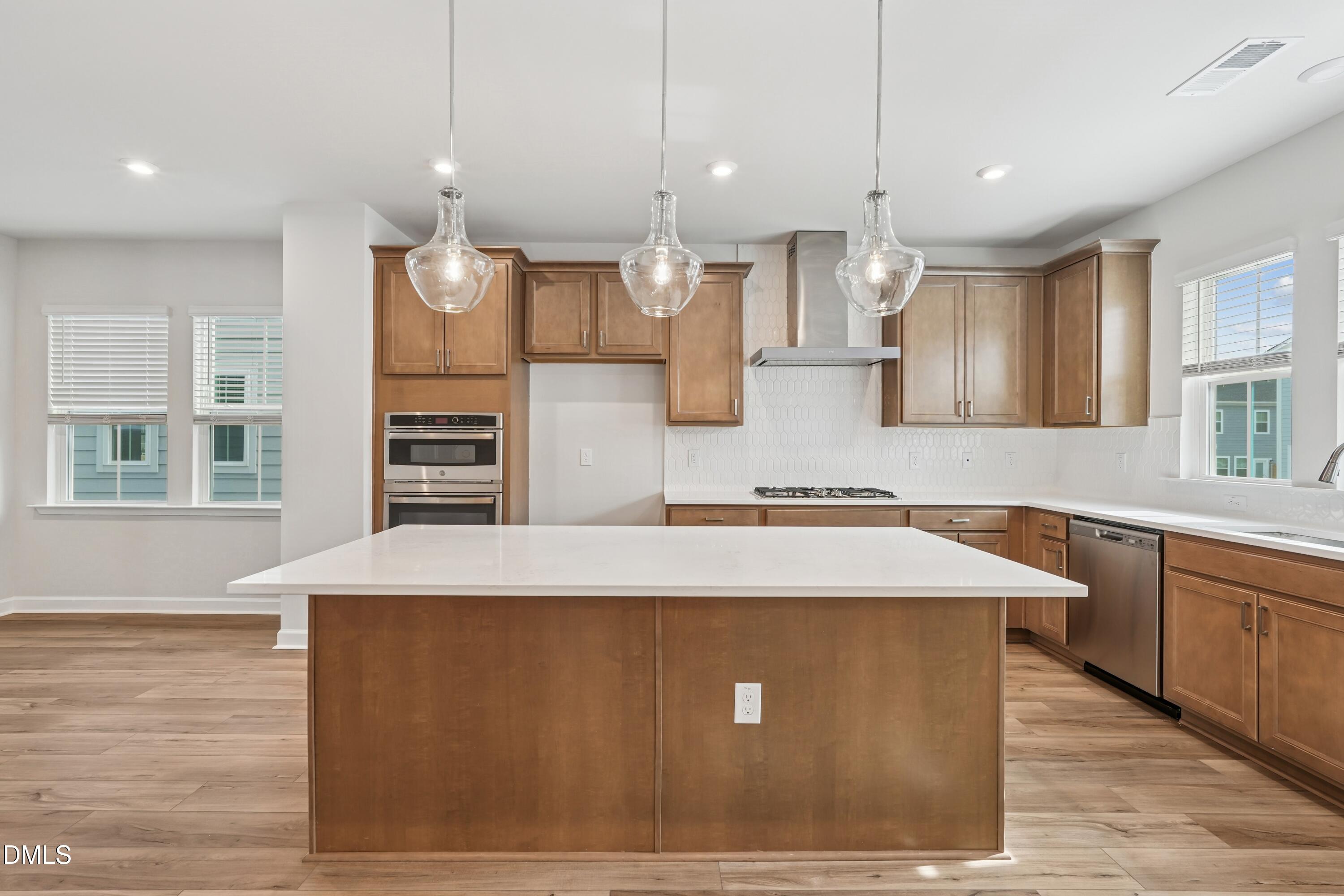 1106 Holding Village Way