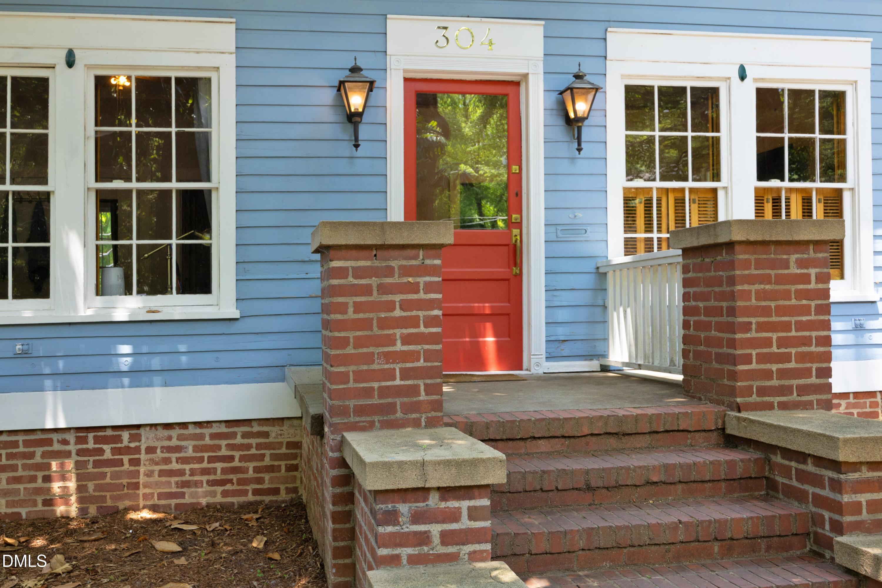 304 Mccauley Street