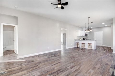 A home in Dunn