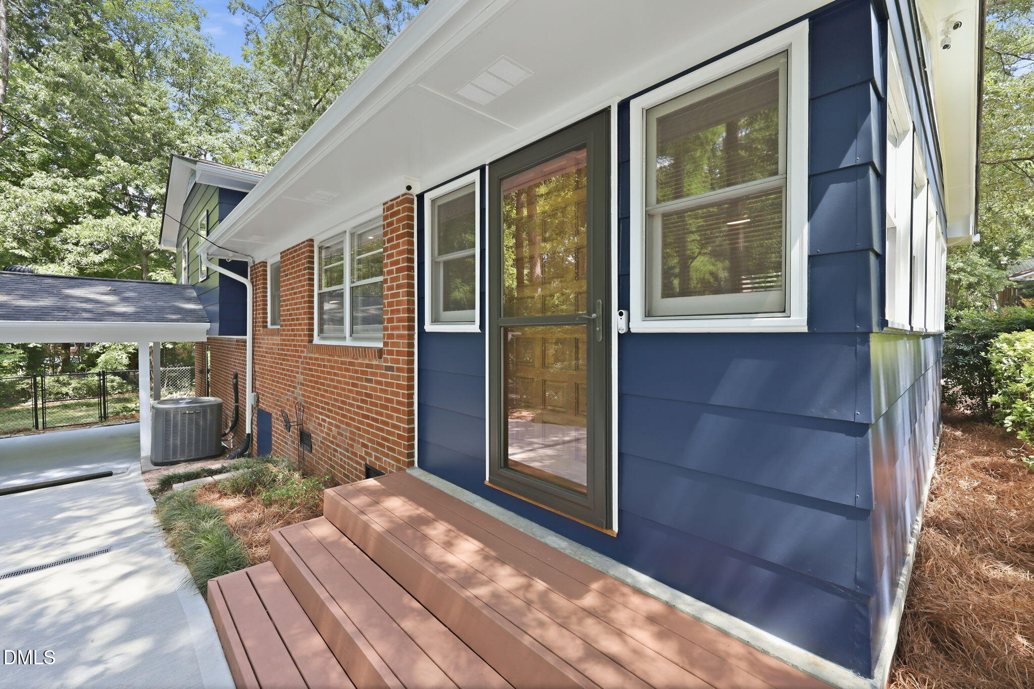 102 Lattimore Lane