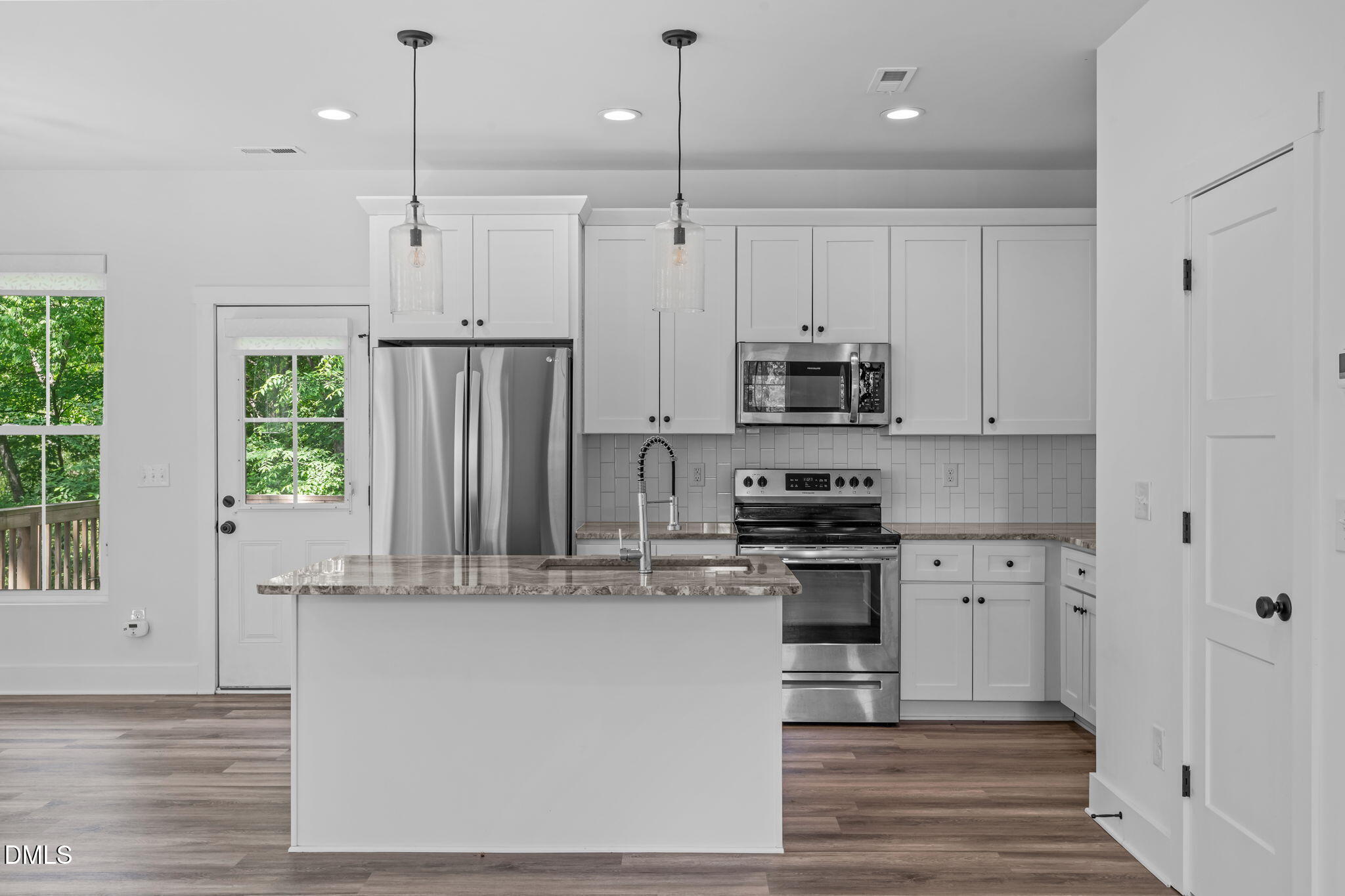 2801b Cannada Avenue