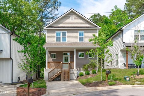 Photo of 2801b Cannada Avenue, Durham, NC 27704 (MLS # 10160991)