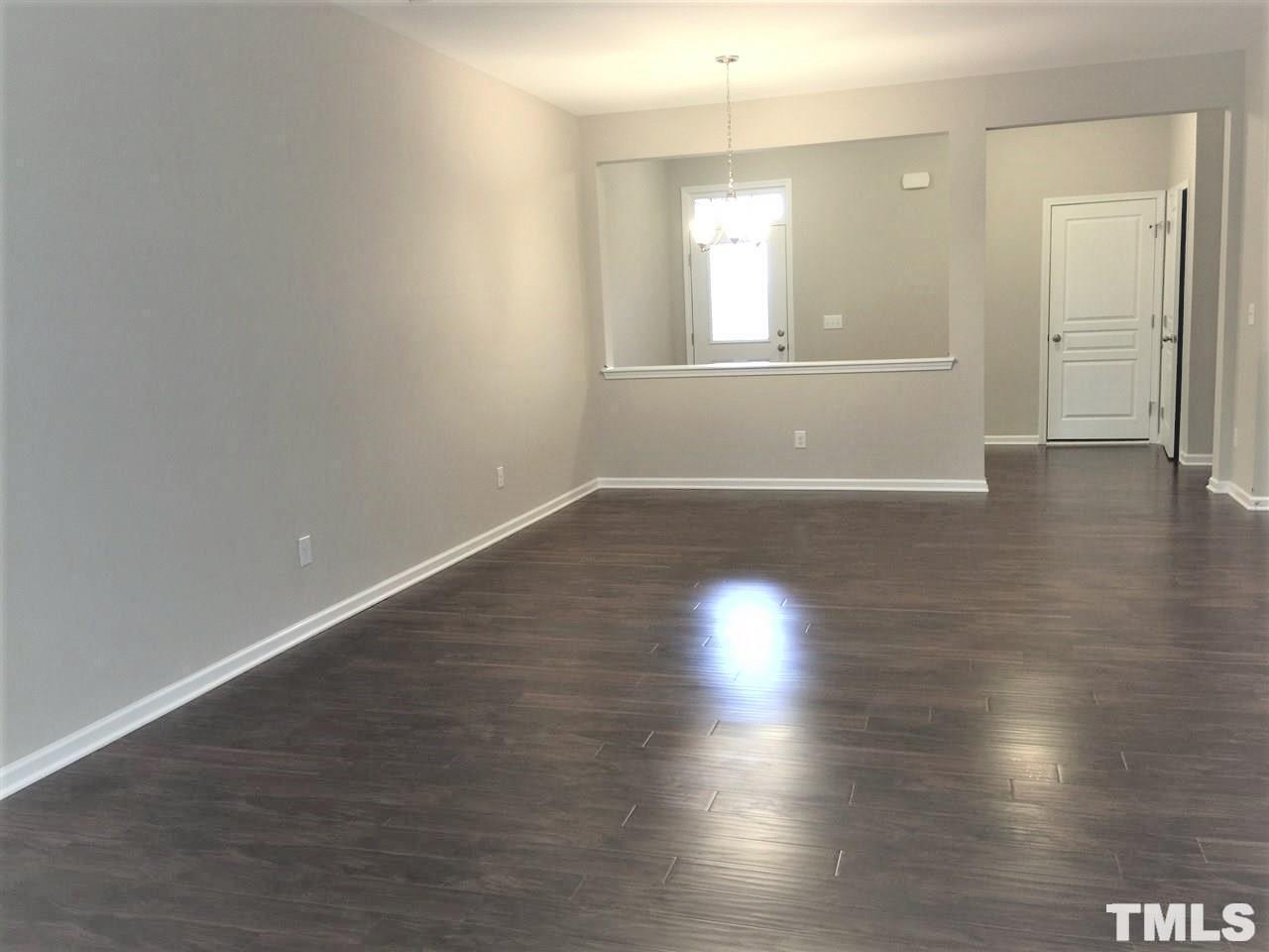 1427 Glenwater Drive