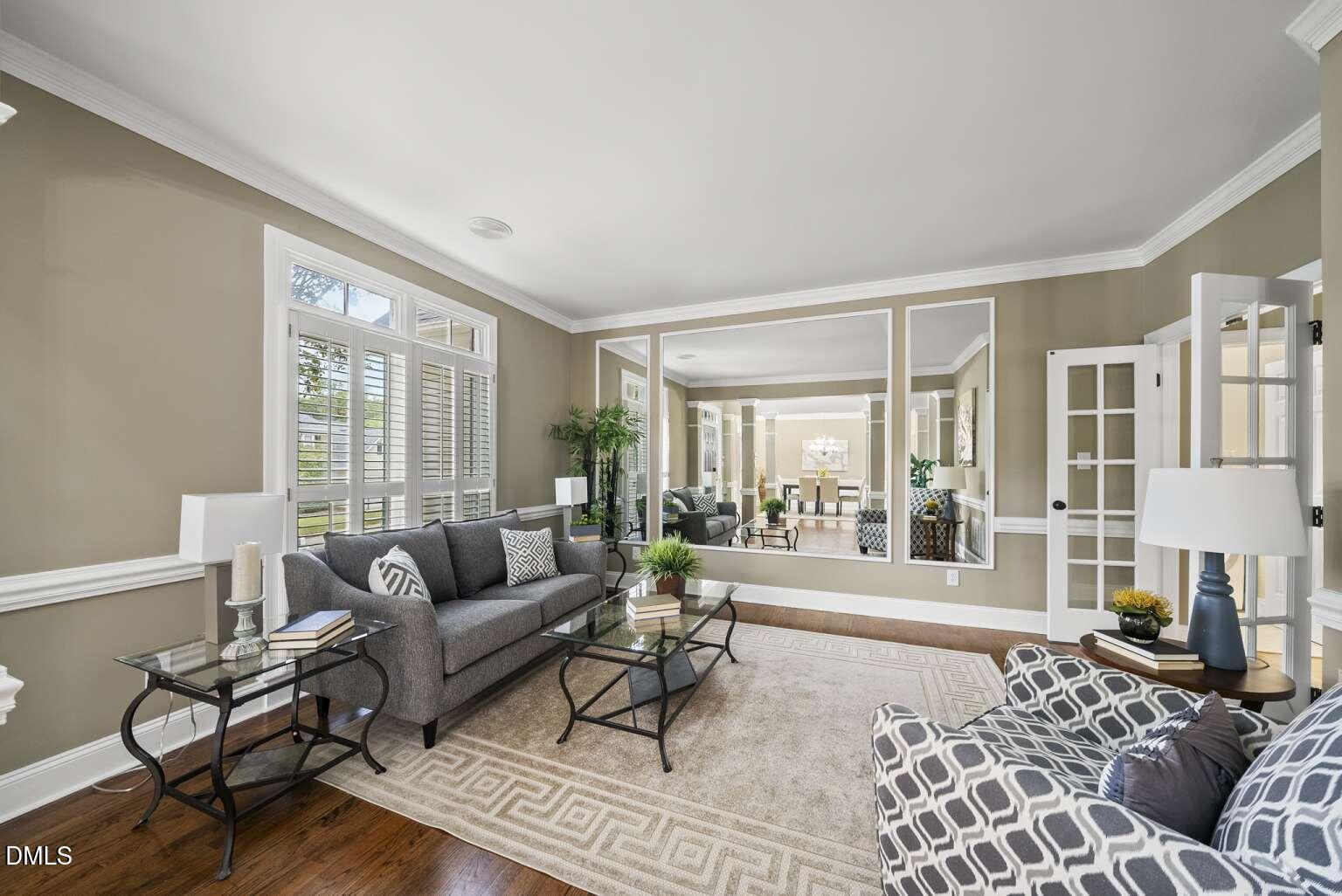 102 Travilah Oaks Lane