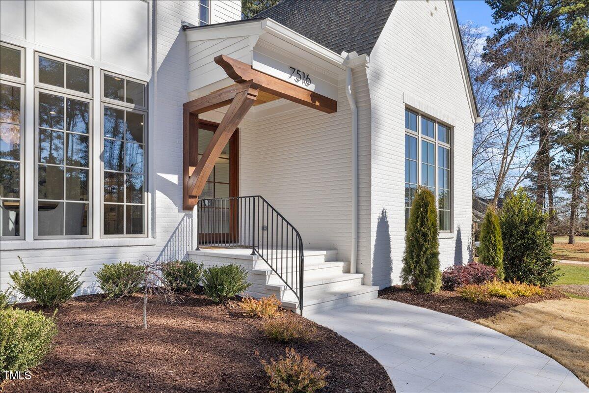 7516 Grist Mill Road