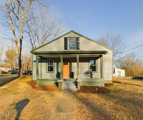 301 W Hill Avenue S Hillsborough NC 27278