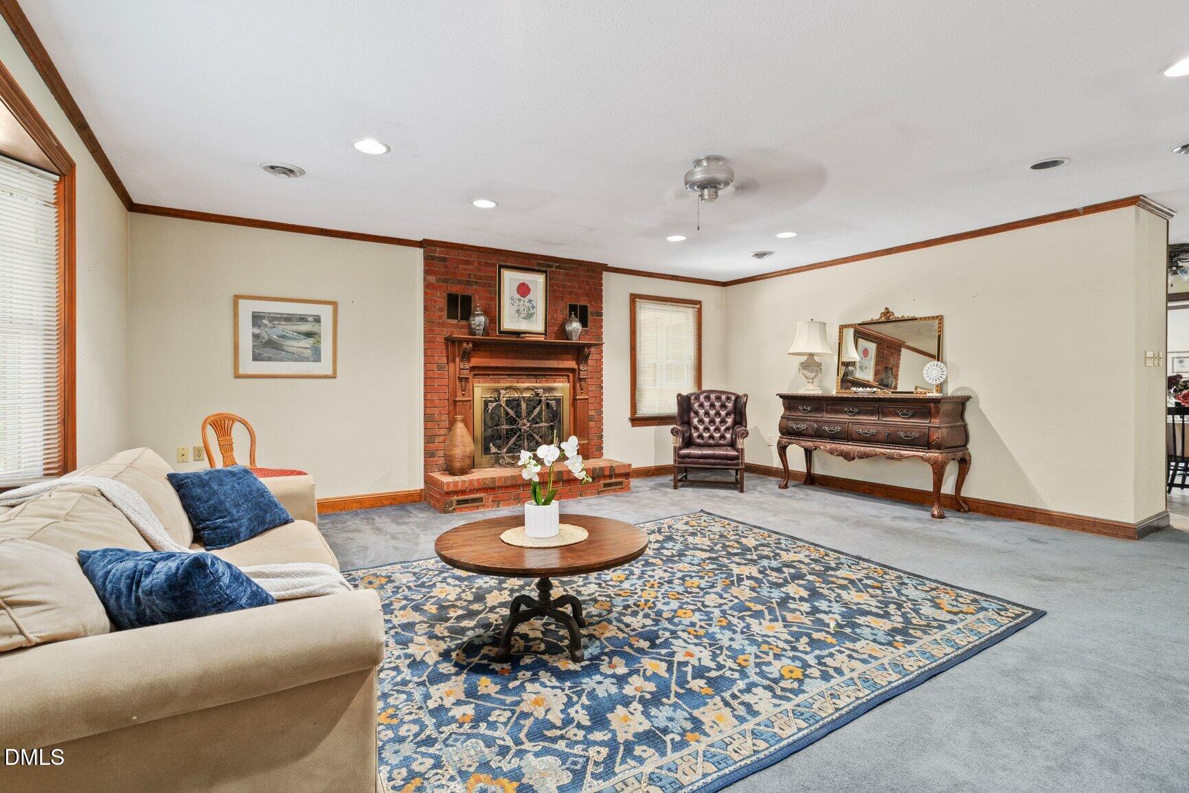 586 Northwoods Country