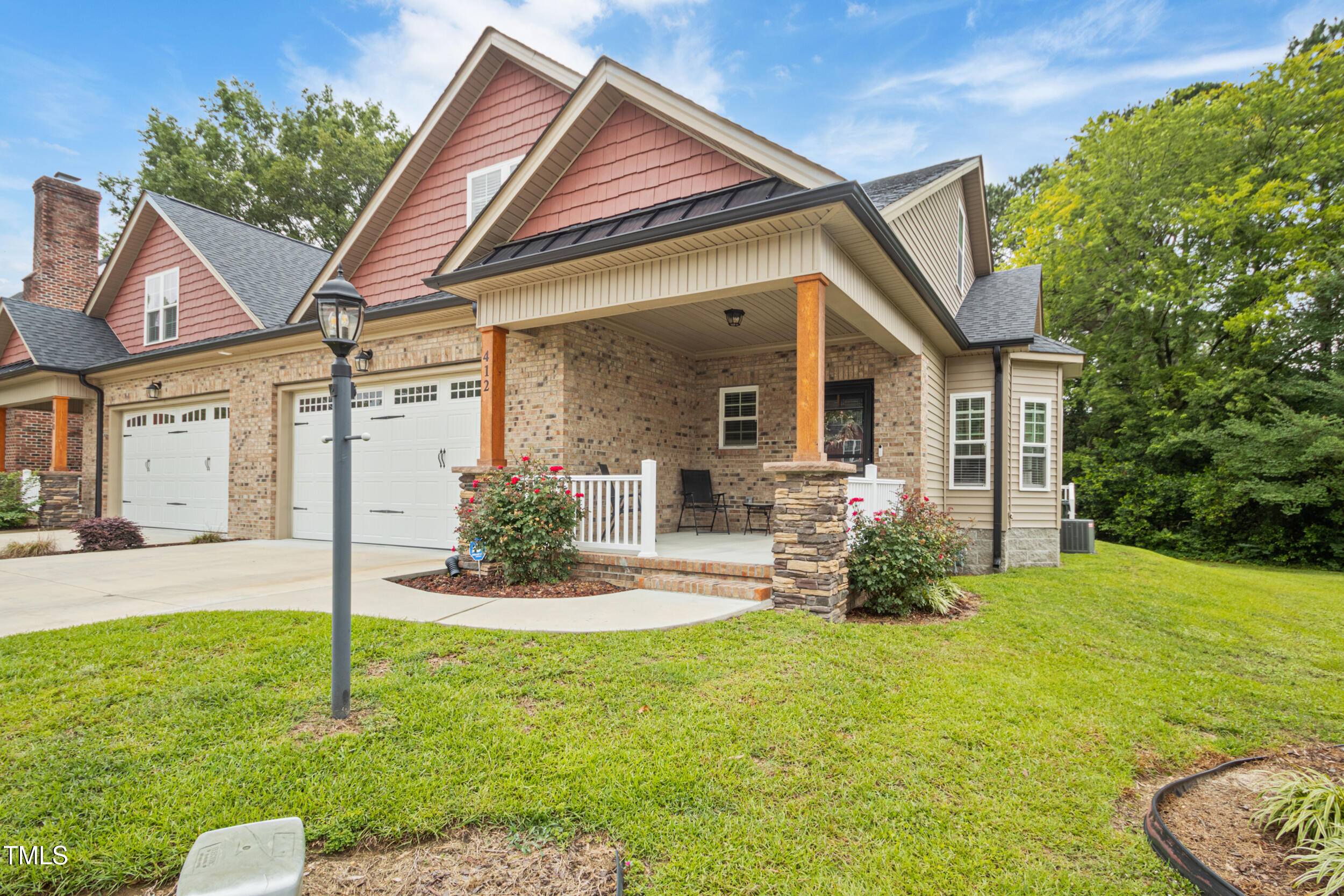 412 Taylor Place