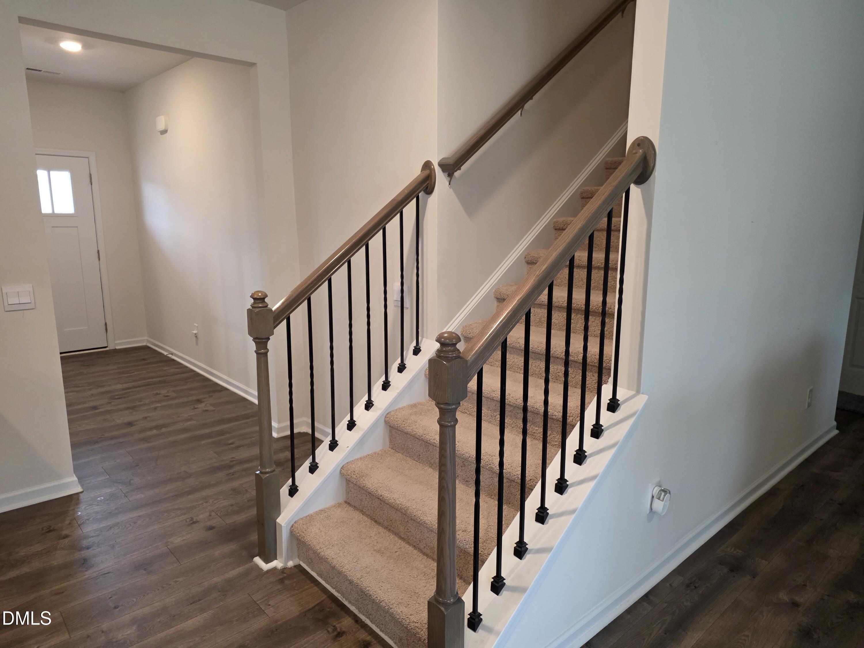 6561 Clark Creek Trail