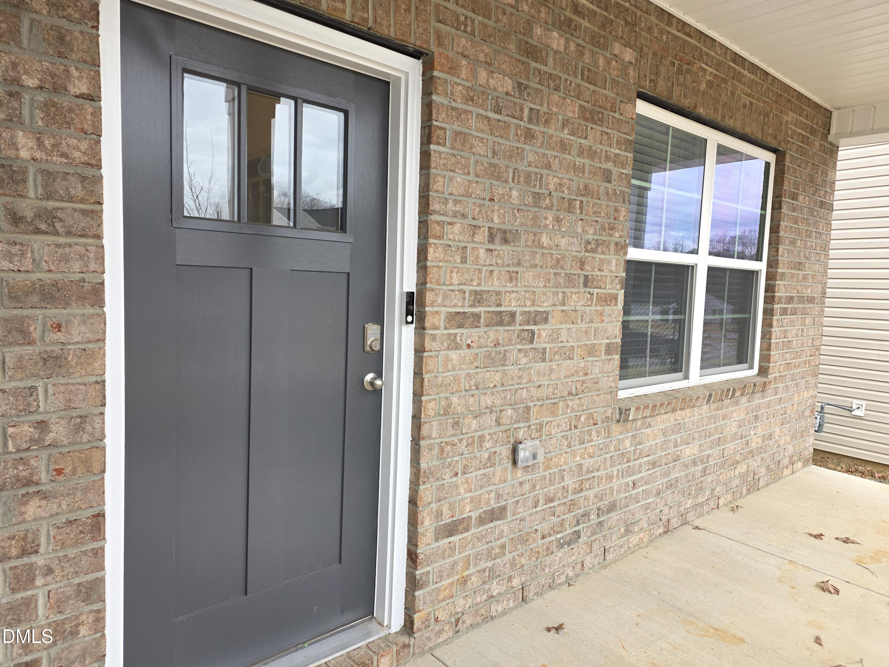 6561 Clark Creek Trail