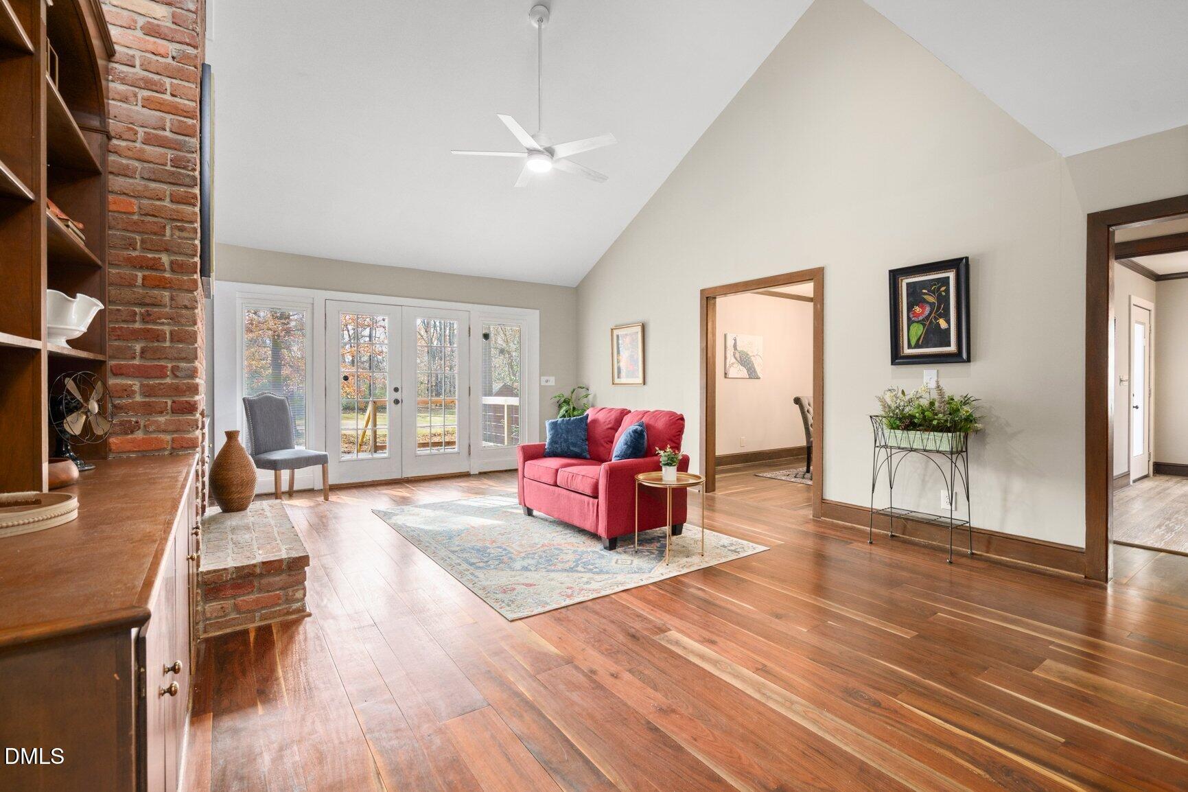 636 Short Spoon Circle