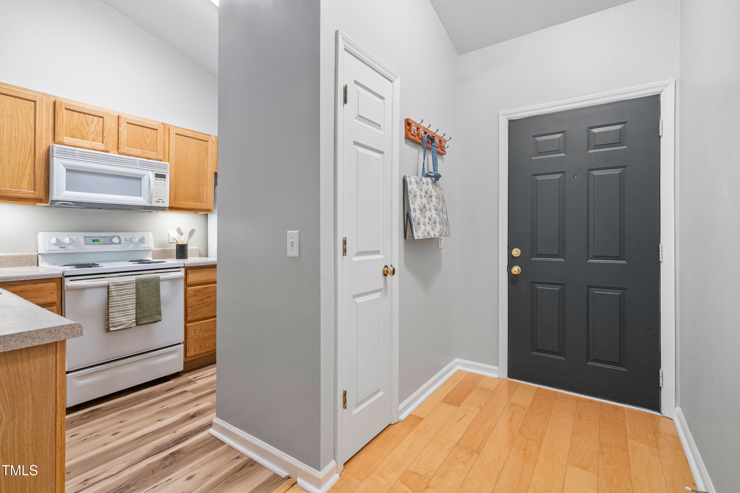 1901 Trailwood Heights Lane 304