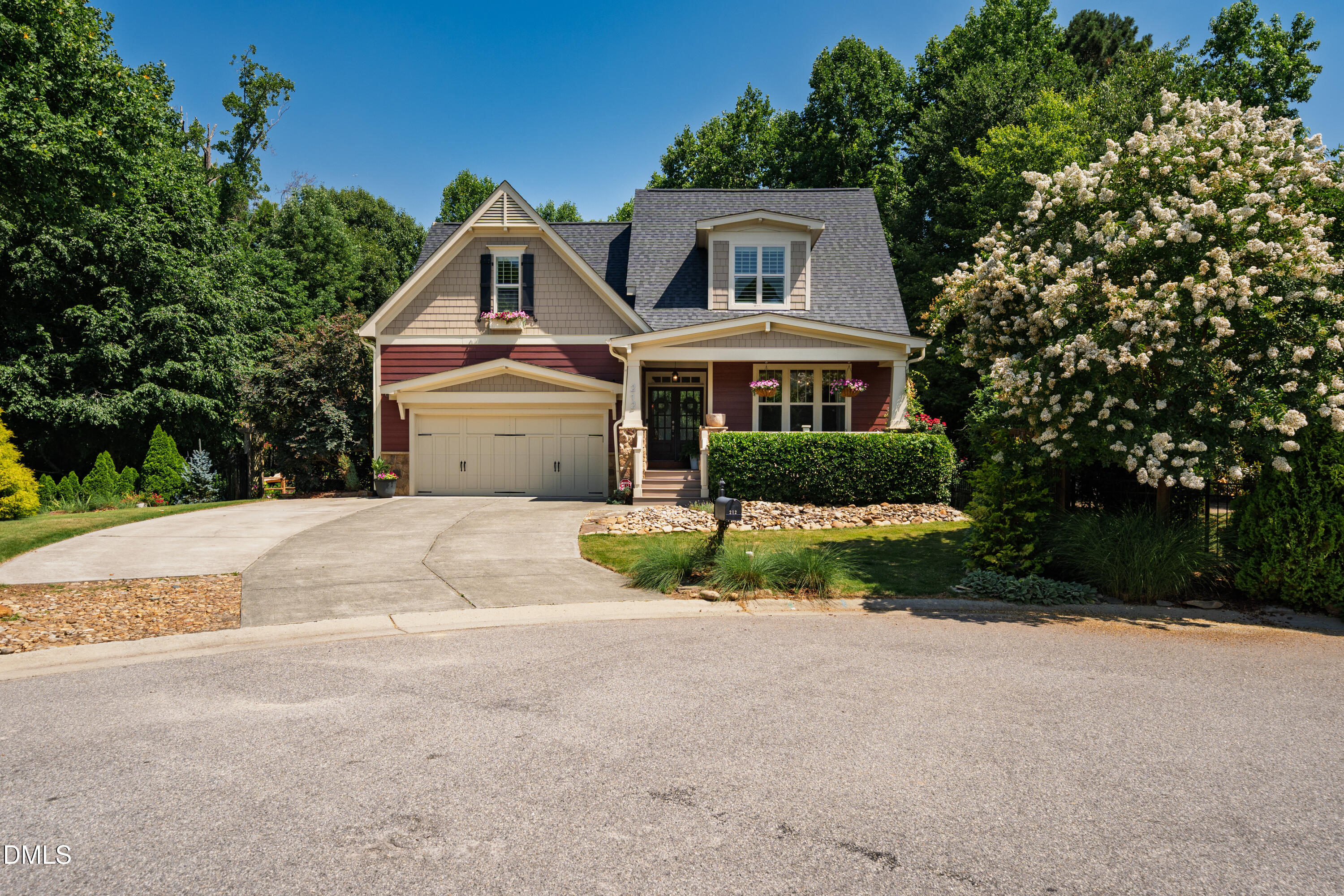212 Middlegreen Place