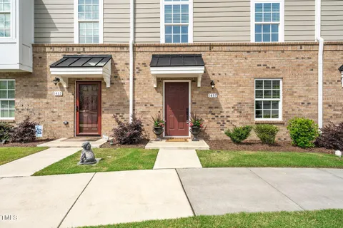 MLS: 10095661