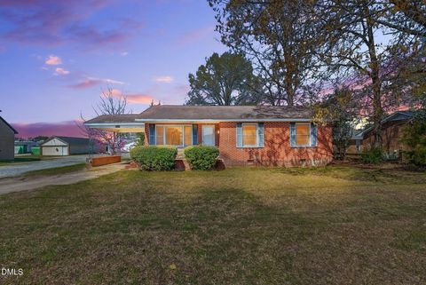 1020 S Pollock Street Selma NC 27576