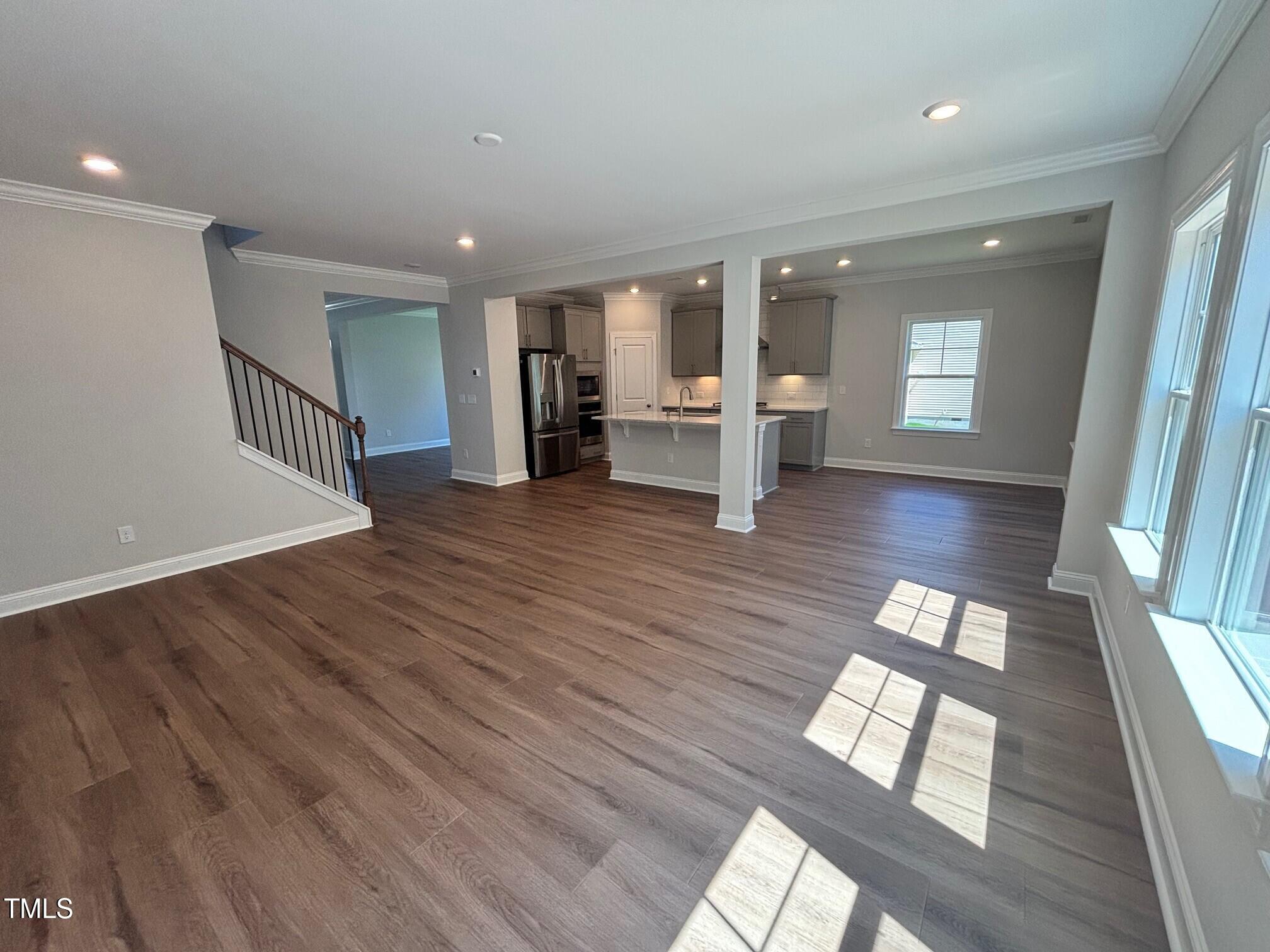 43 W Fountainhead Lane