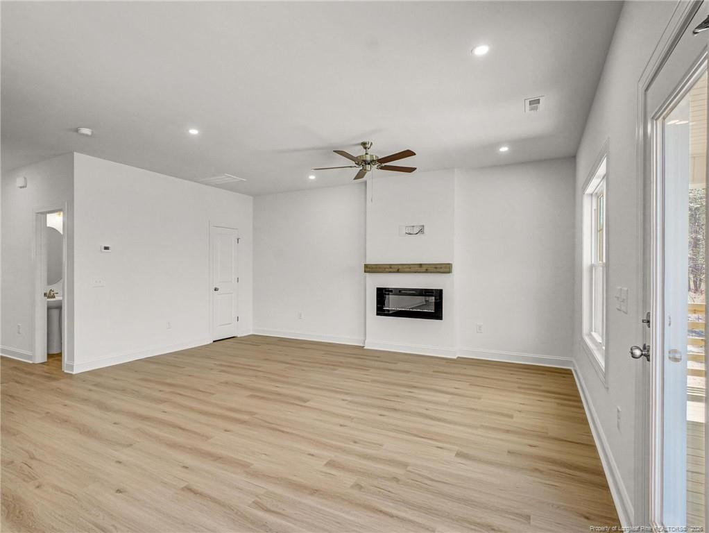 279 Travelers Way