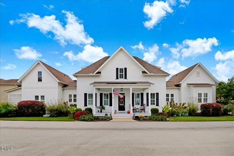 15 Drayton Street Clayton NC 27527