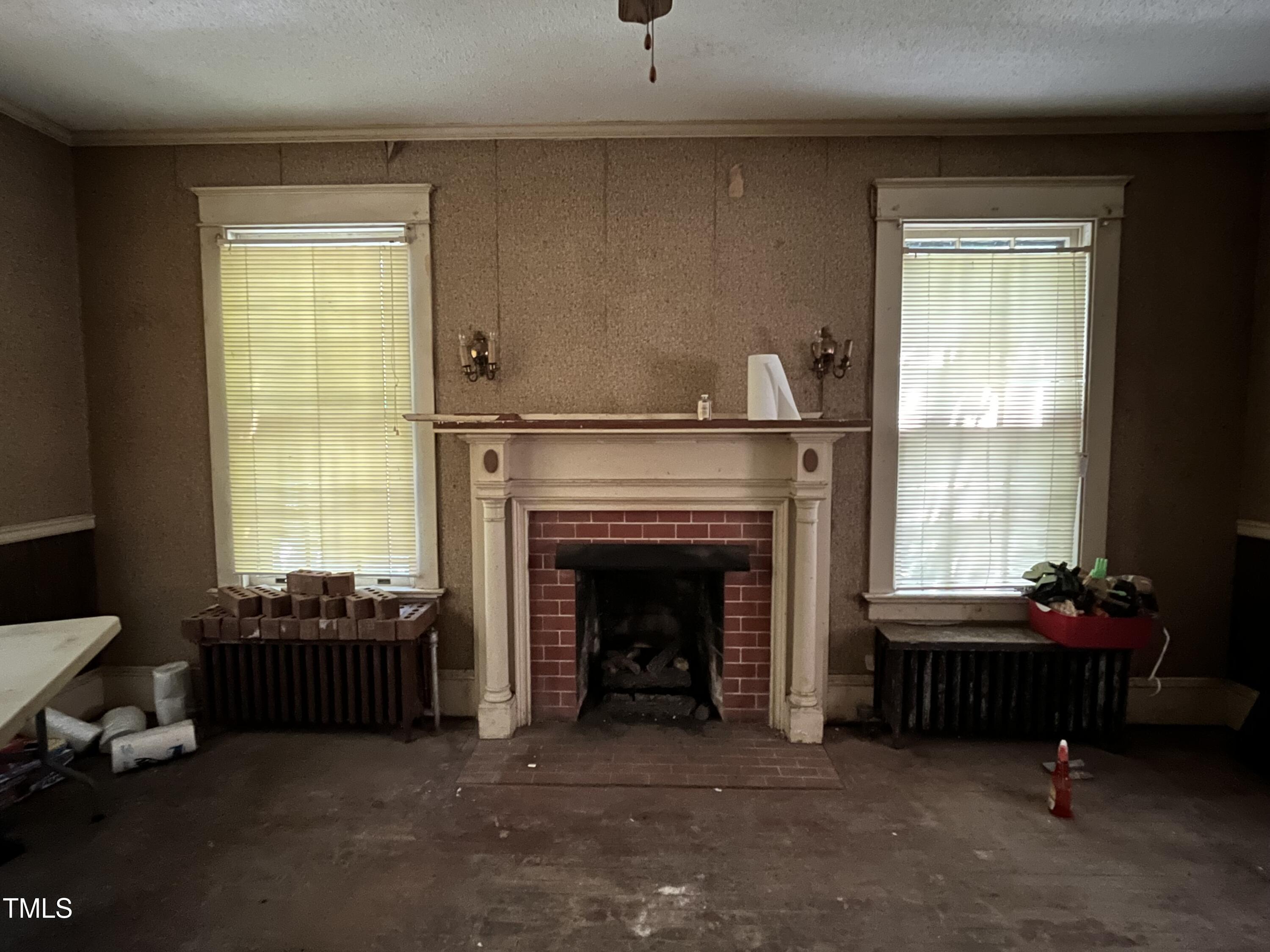 404 Kinsey Street