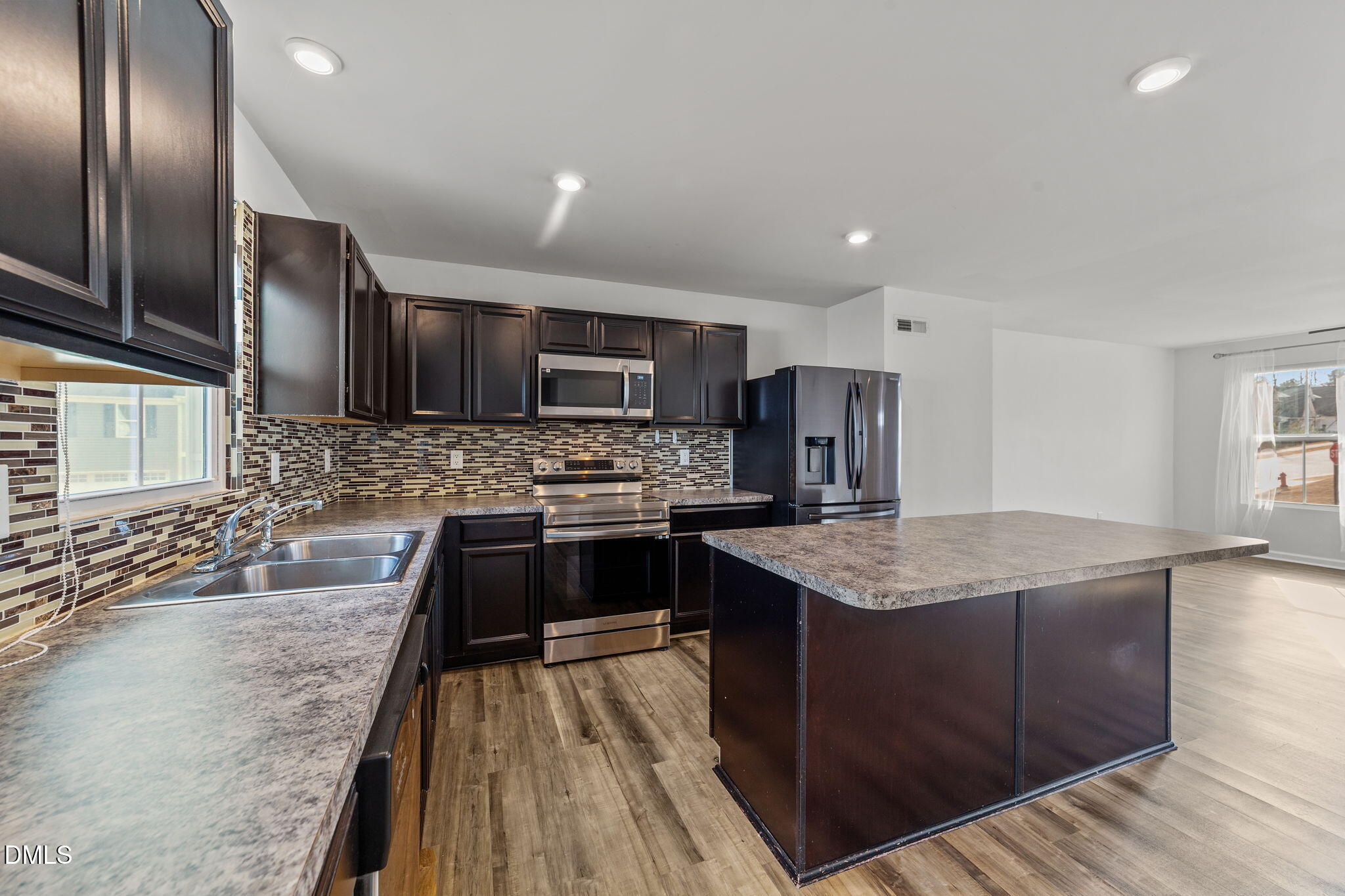 1003 Garrison Avenue