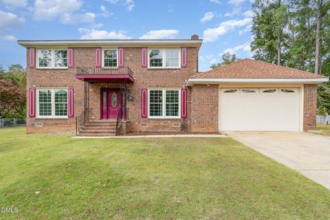 213 Rivenoak Drive Fayetteville NC 28303