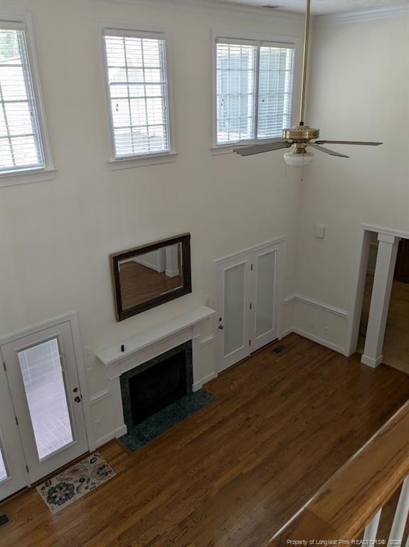 3647 Lakeshore Drive
