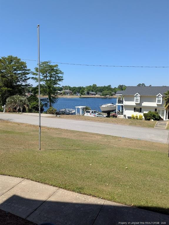 3647 Lakeshore Drive
