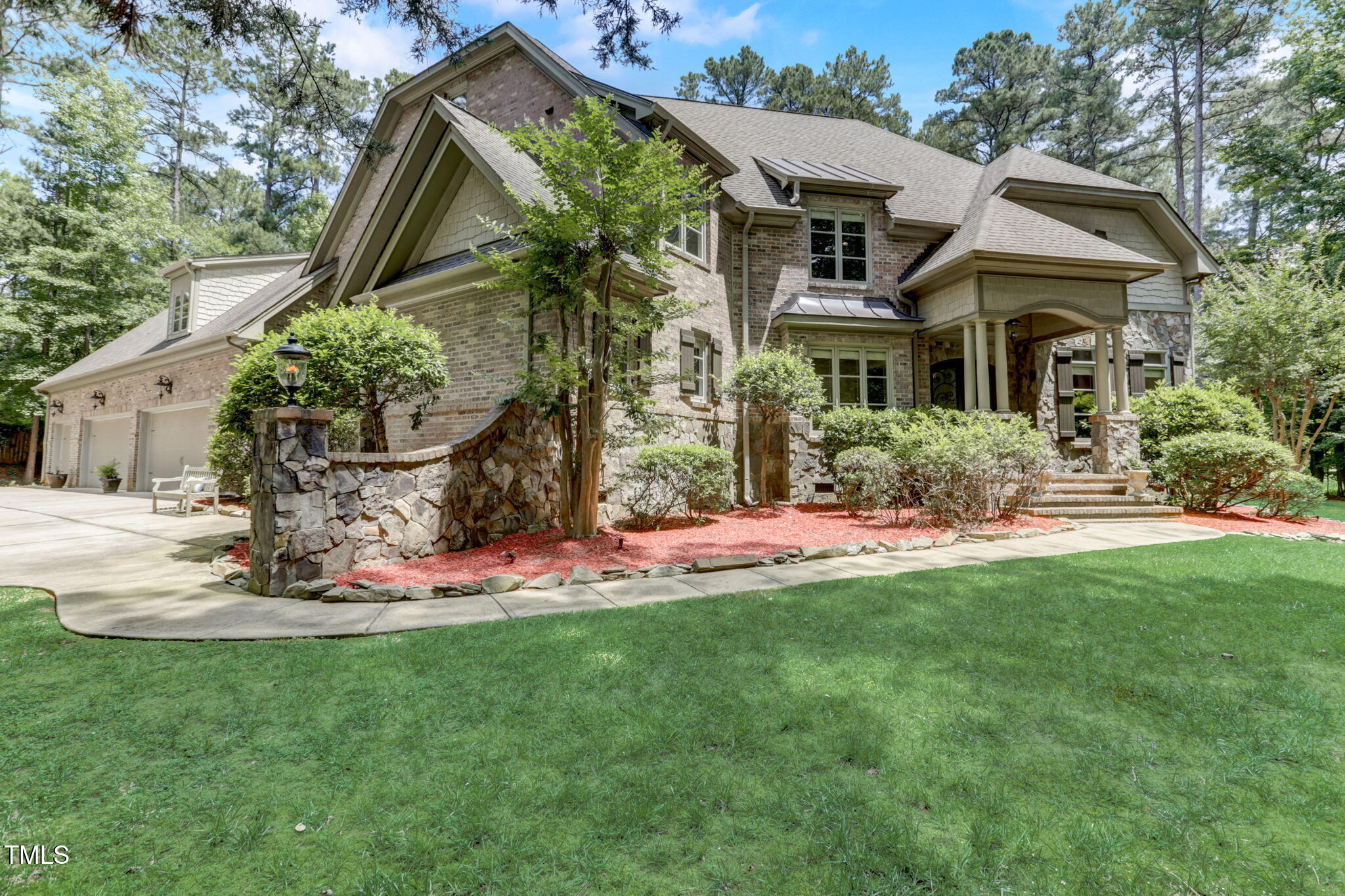 6729 Greywalls Lane