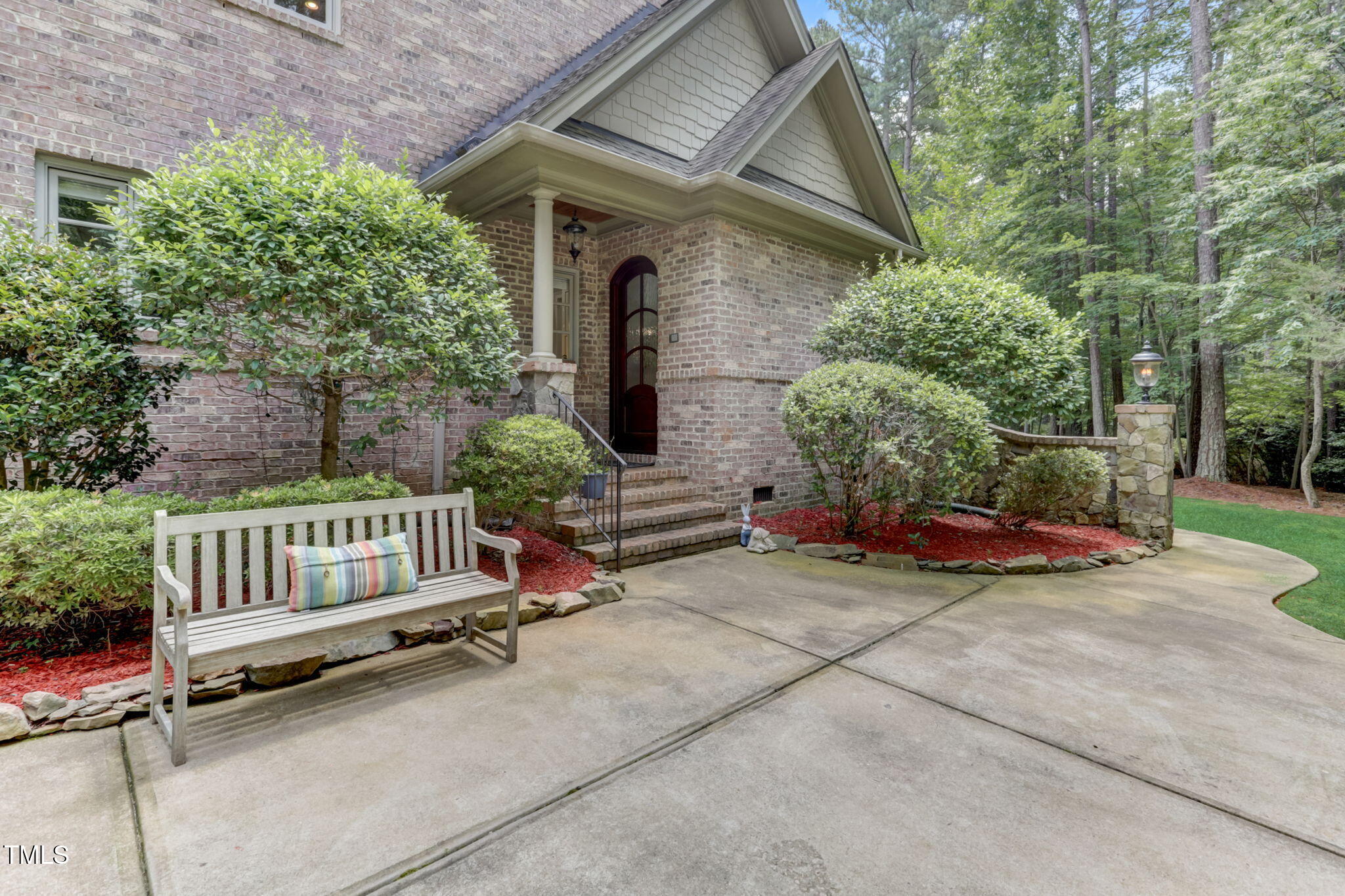 6729 Greywalls Lane