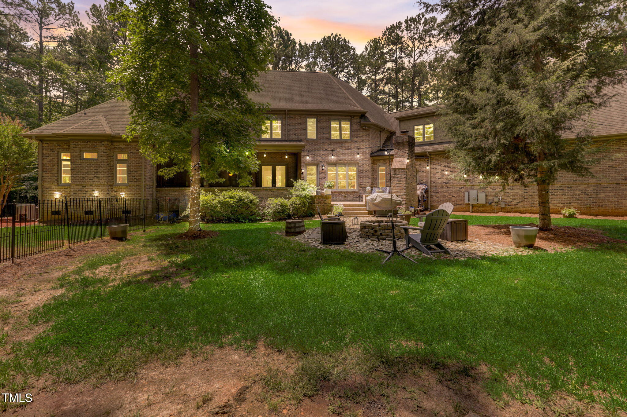 6729 Greywalls Lane