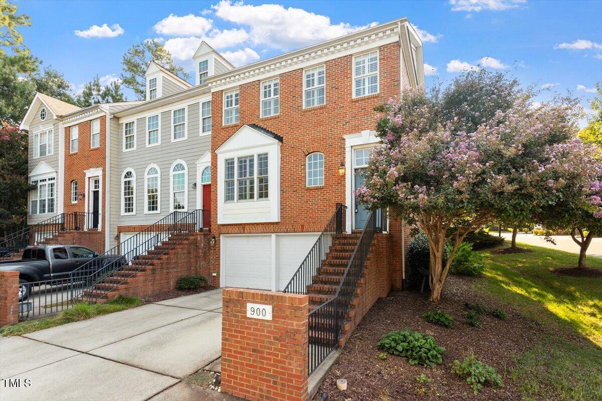 900 Kirkeenan Circle