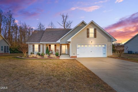 36 Newbury Drive Angier NC 27501