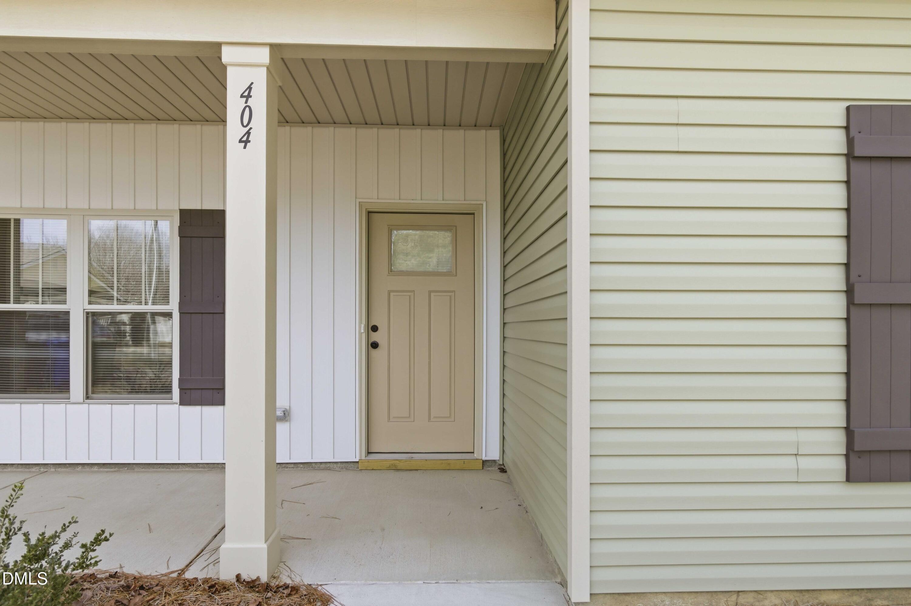 404 S Eastwood Drive