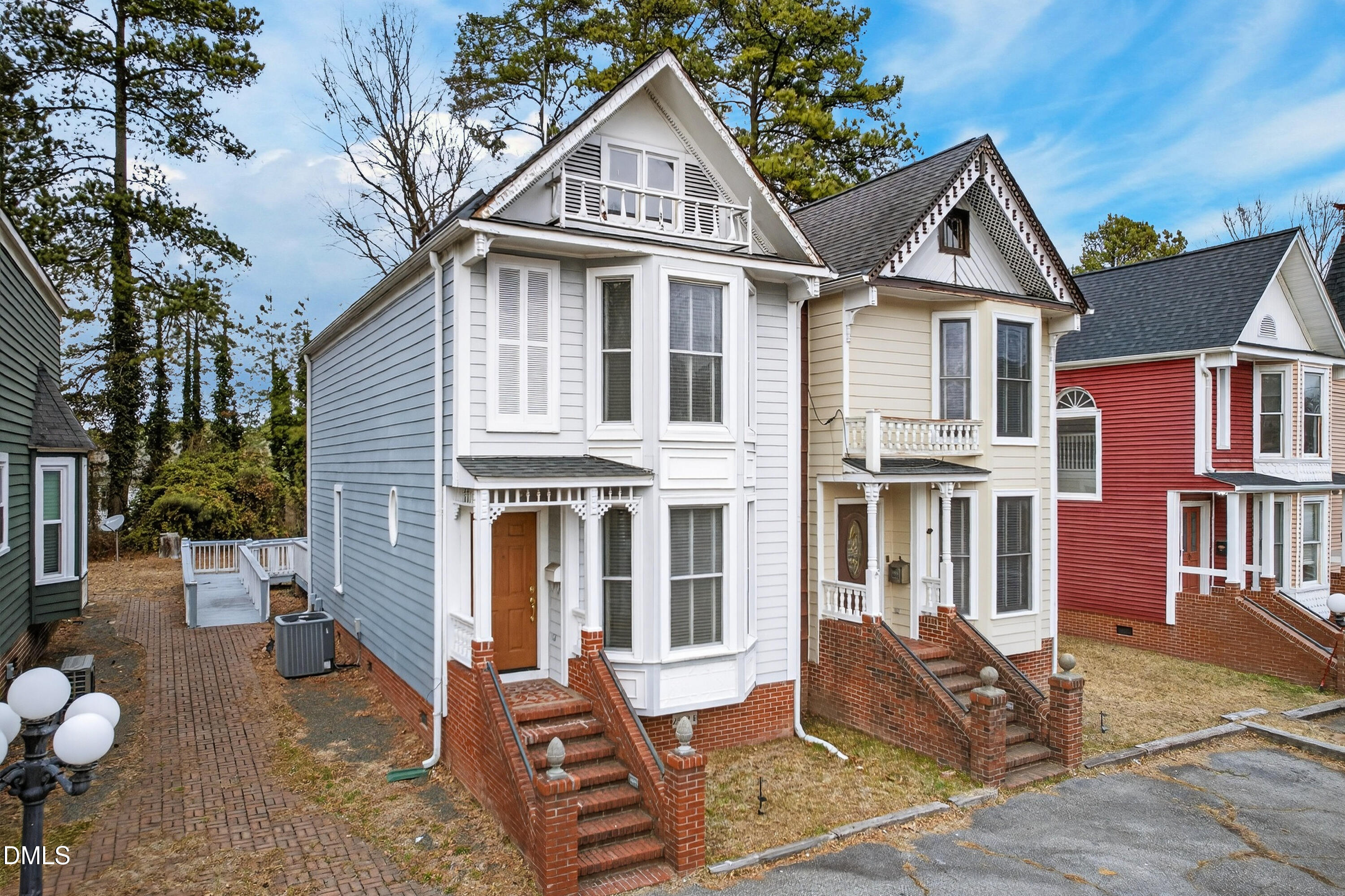 2502 Chapel Hill Road B