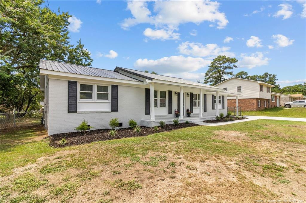 1606 Grandview Drive