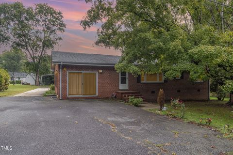 221 W Dale Drive Oxford NC 27565