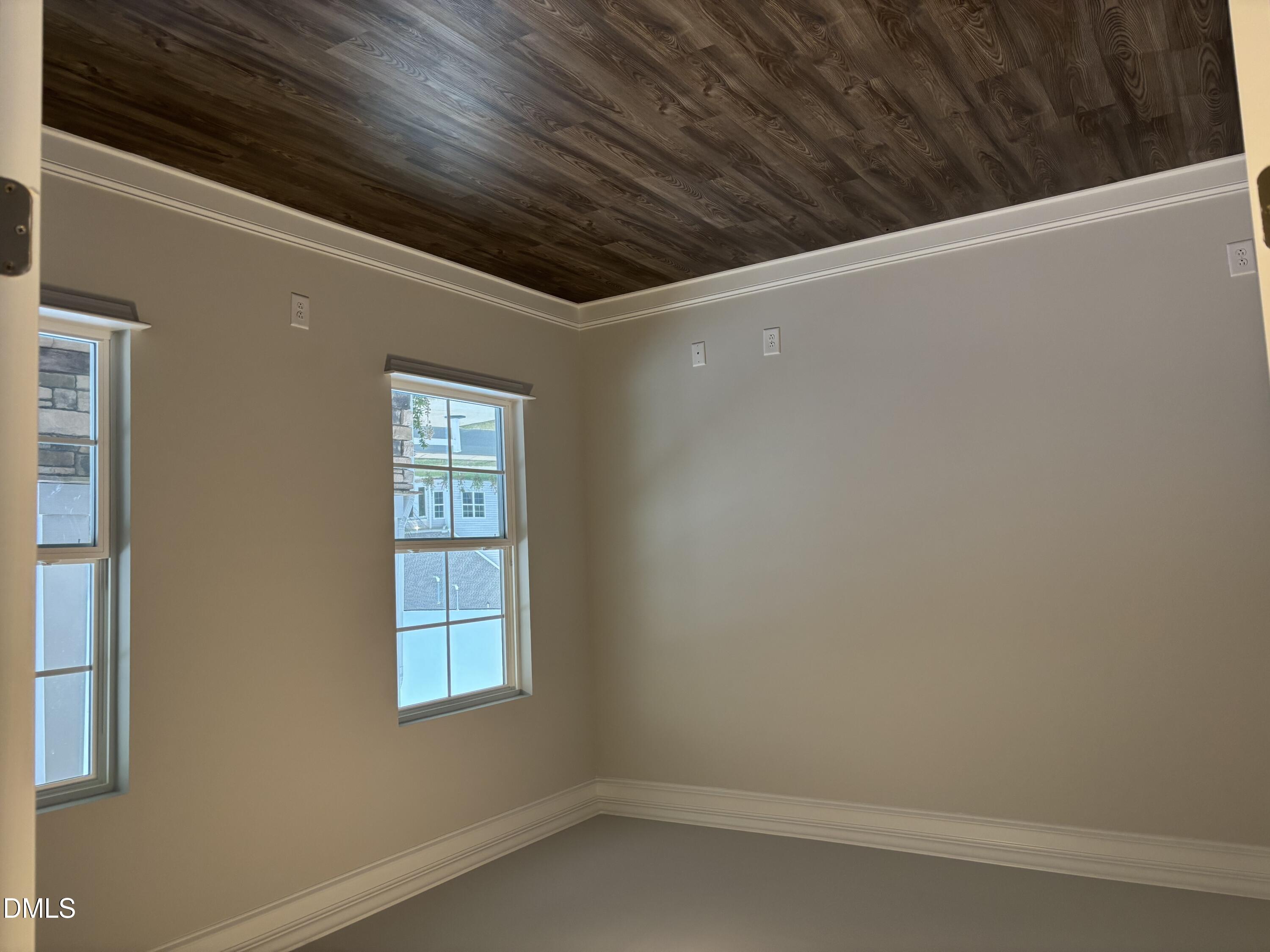 1923 Darrell Drive 6