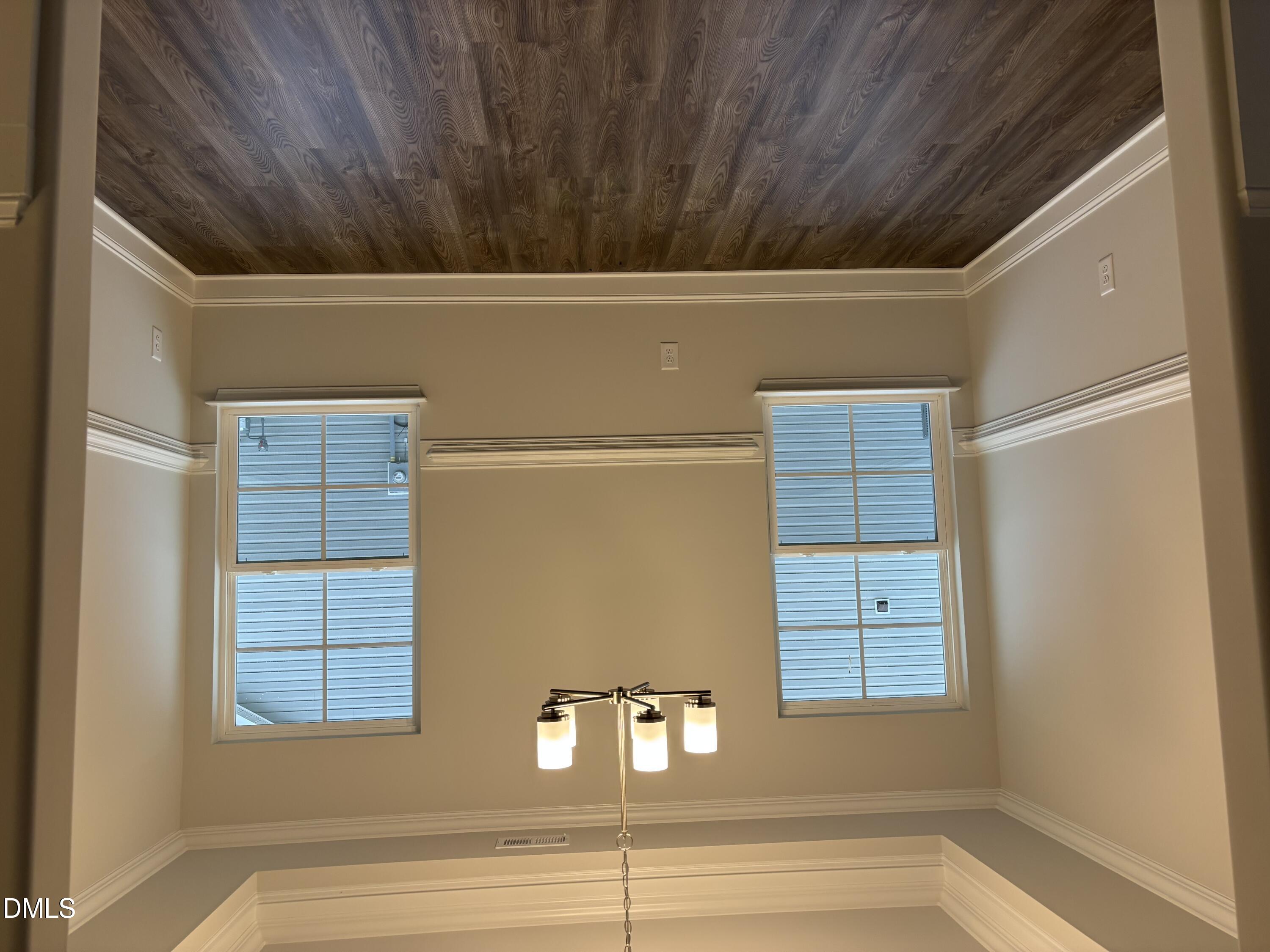 1923 Darrell Drive 6