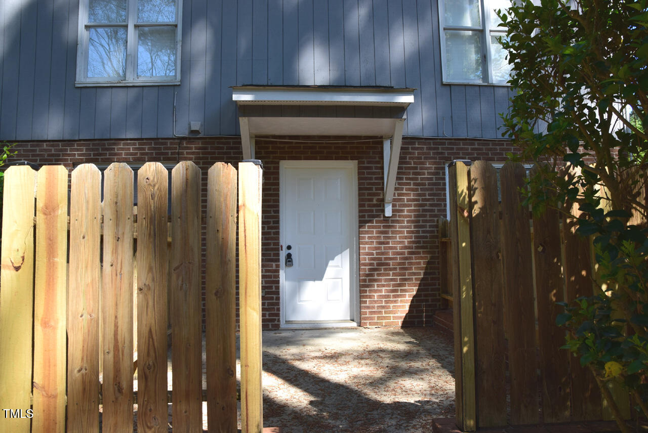 148 Carmichael Court