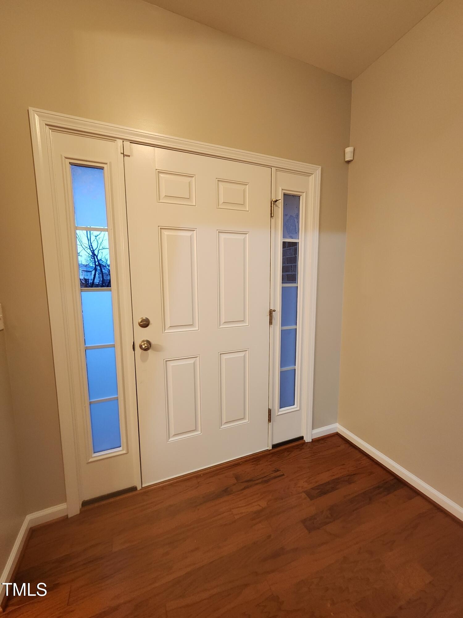 302 Glenview Lane