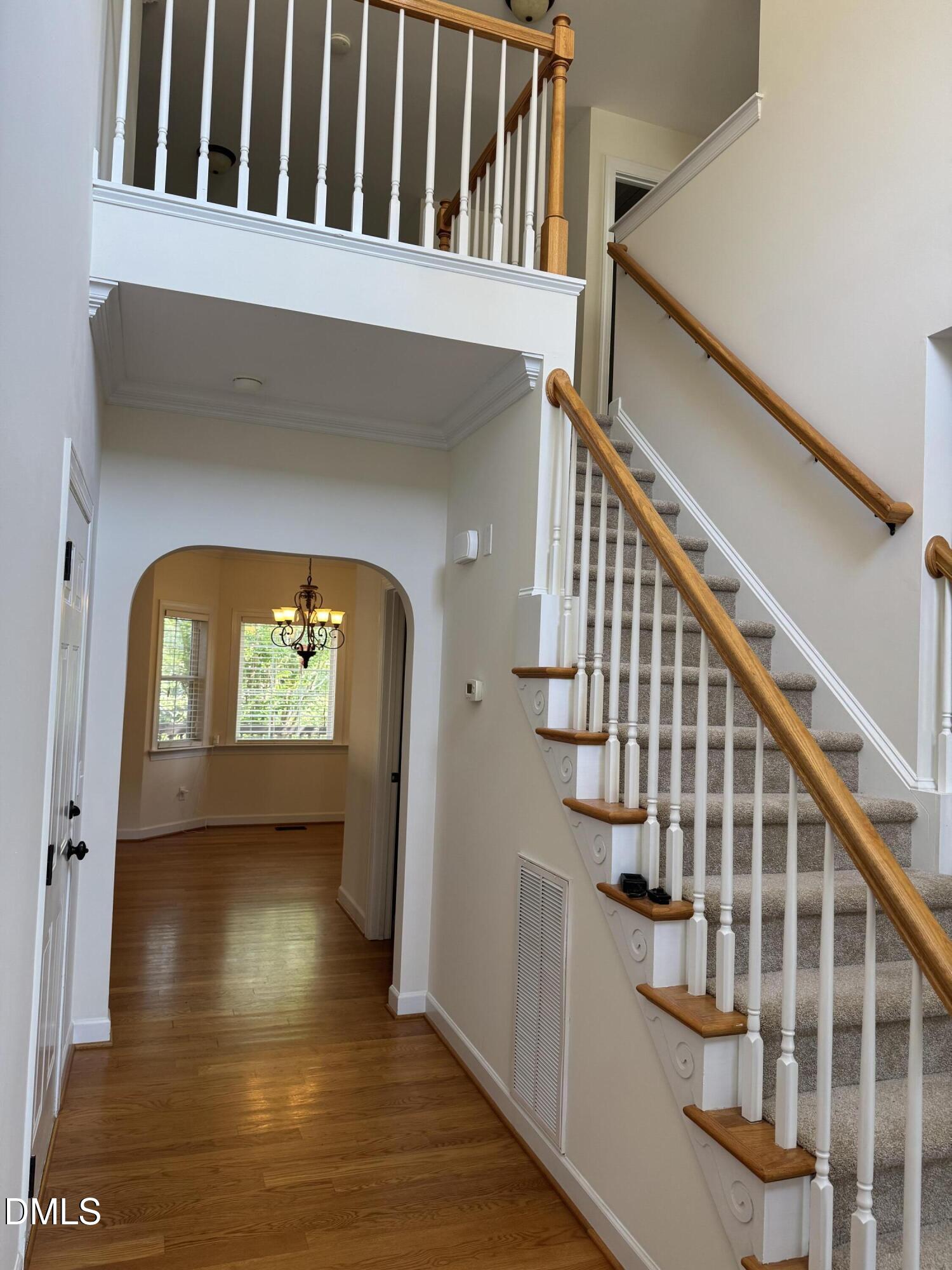 98 Bridle Path
